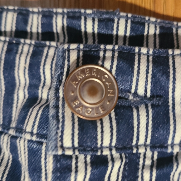 American Eagle Hi-Rise Shortie with White Stripes - Picture 3 of 6
